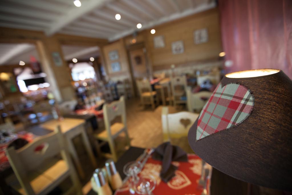 Hotel Logis Le Pont De Champ Beaucroissant Zewnętrze zdjęcie