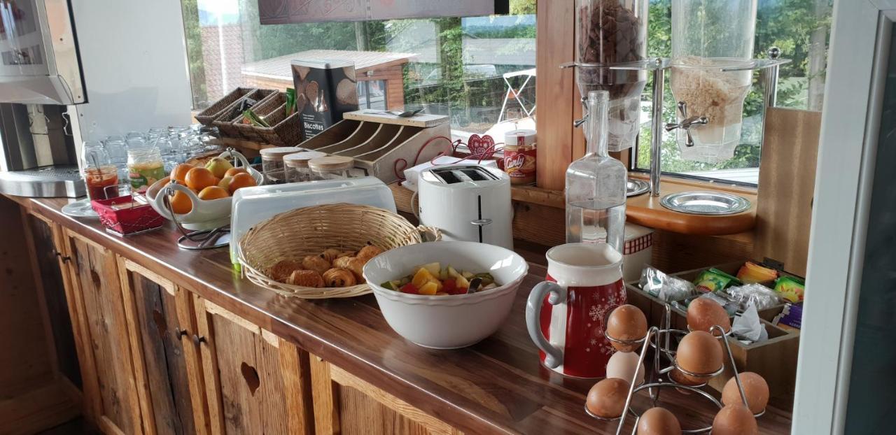 Hotel Logis Le Pont De Champ Beaucroissant Zewnętrze zdjęcie