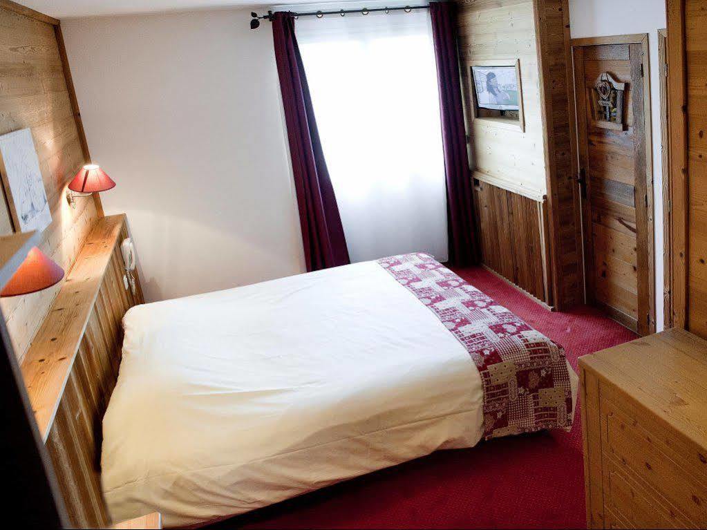 Hotel Logis Le Pont De Champ Beaucroissant Zewnętrze zdjęcie