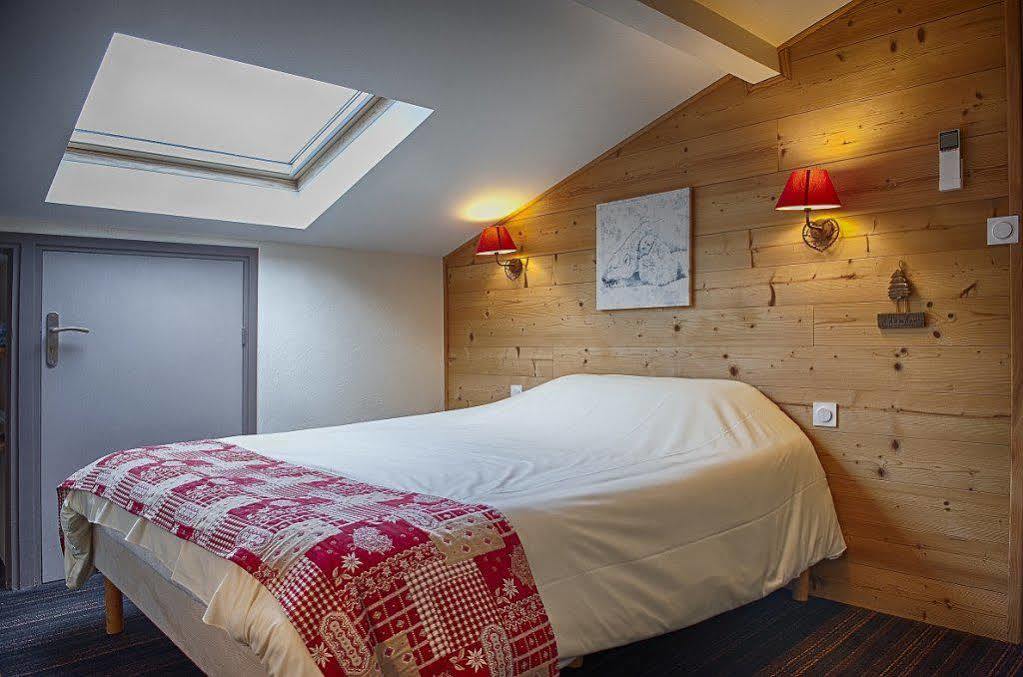 Hotel Logis Le Pont De Champ Beaucroissant Zewnętrze zdjęcie